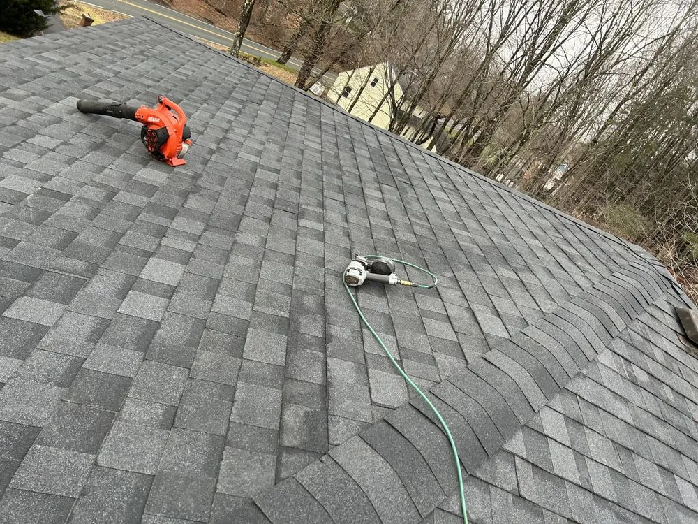 Slide of R & T Roofing and Remodeling