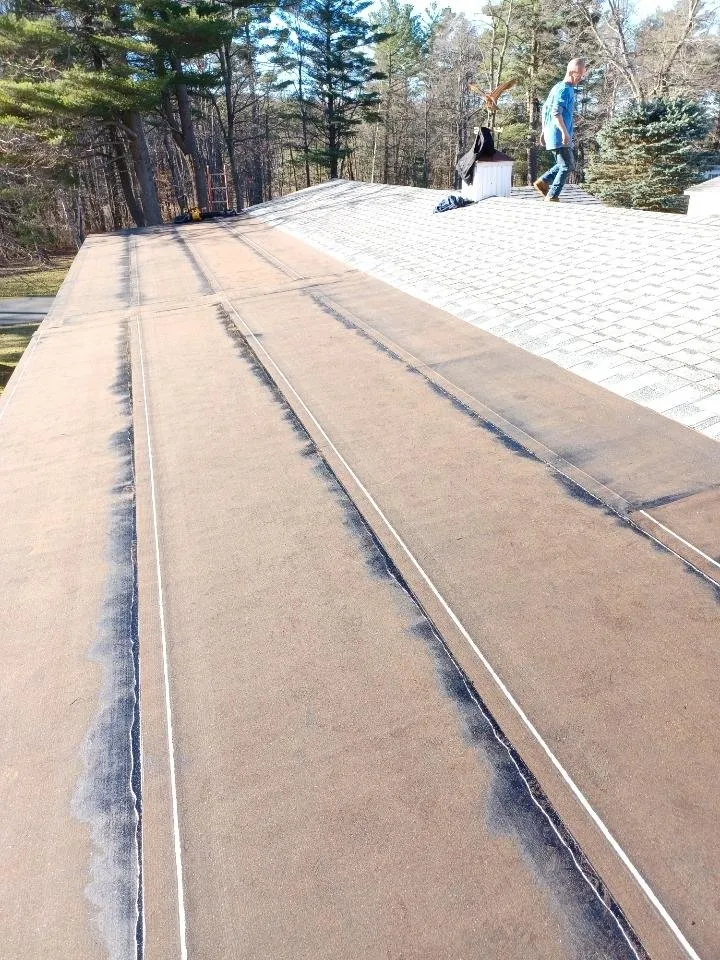 Slide of R & T Roofing and Remodeling