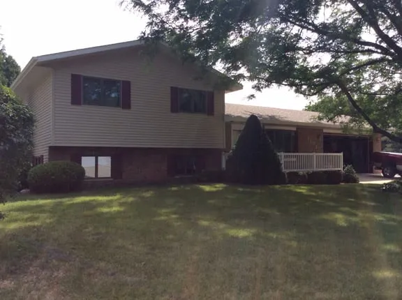 Slide of R & T Siding