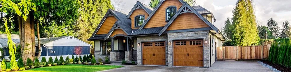 Licensed roof leak repair experts serving Fruitport, MI - R 5 Roofing and Construction