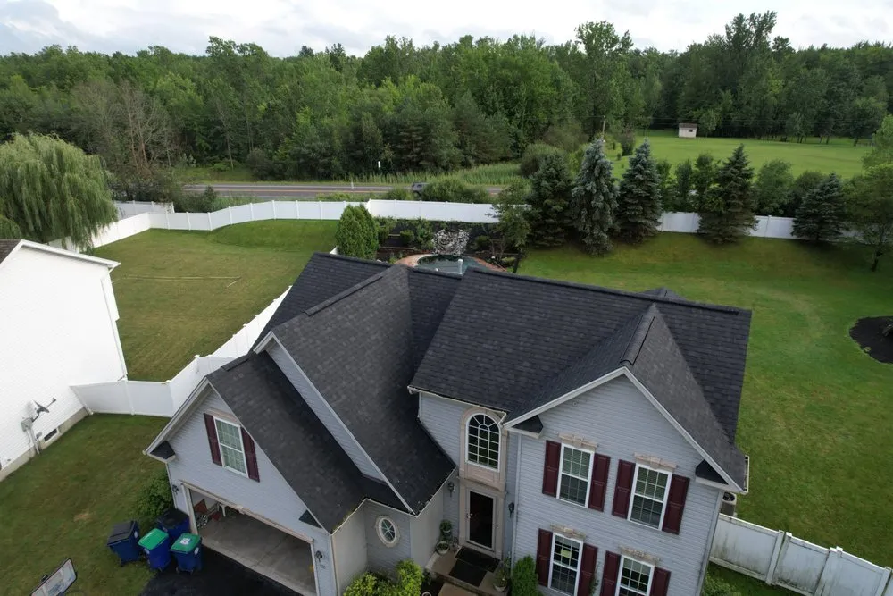 Slide of R &A Roofing