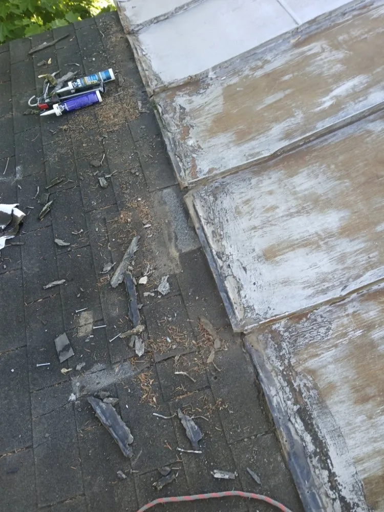 Slide of R And B Handy Service