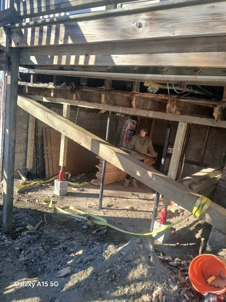 Slide of R And B Handy Service