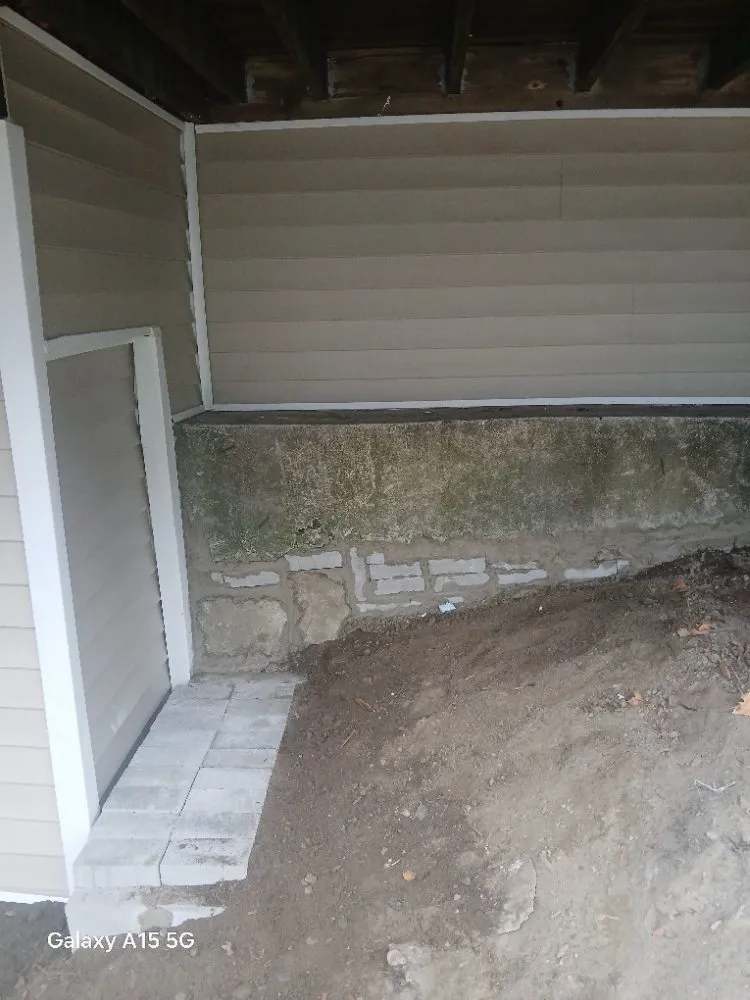 Slide of R And B Handy Service