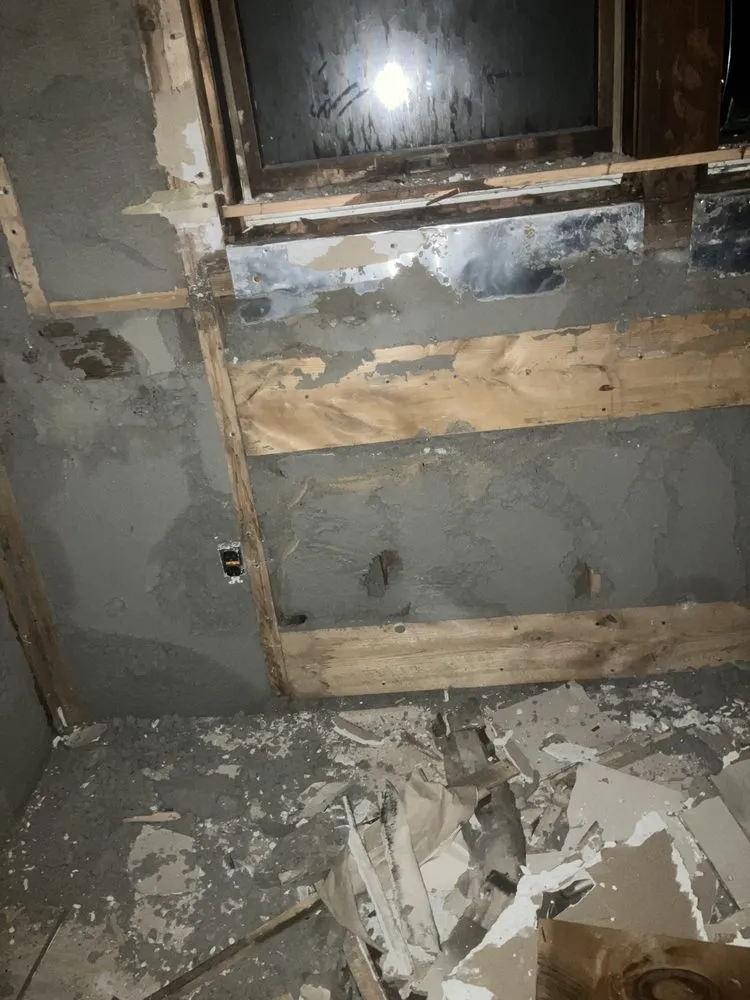 Slide of R And B Handy Service