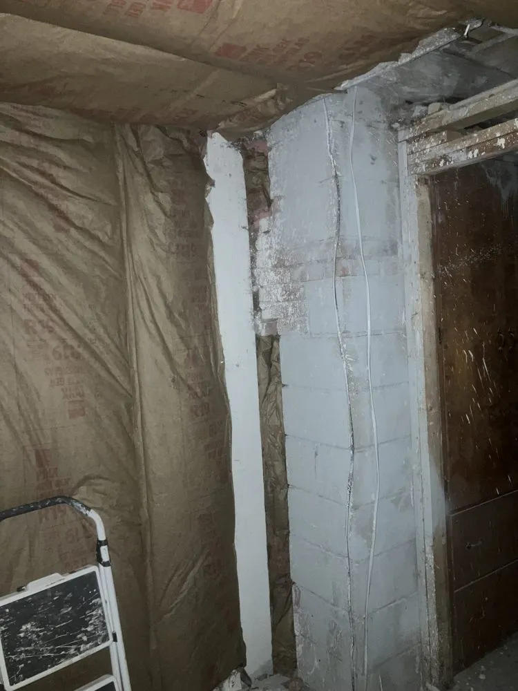 Slide of R And B Handy Service