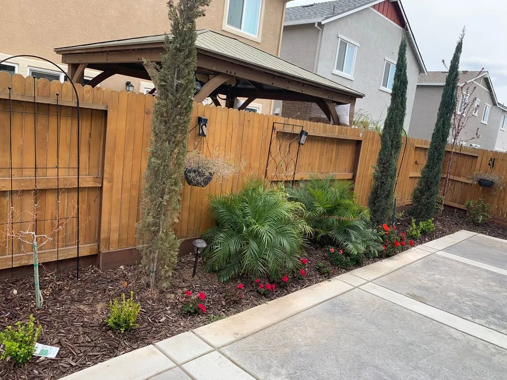 Slide of R and G Construction and  Engineering