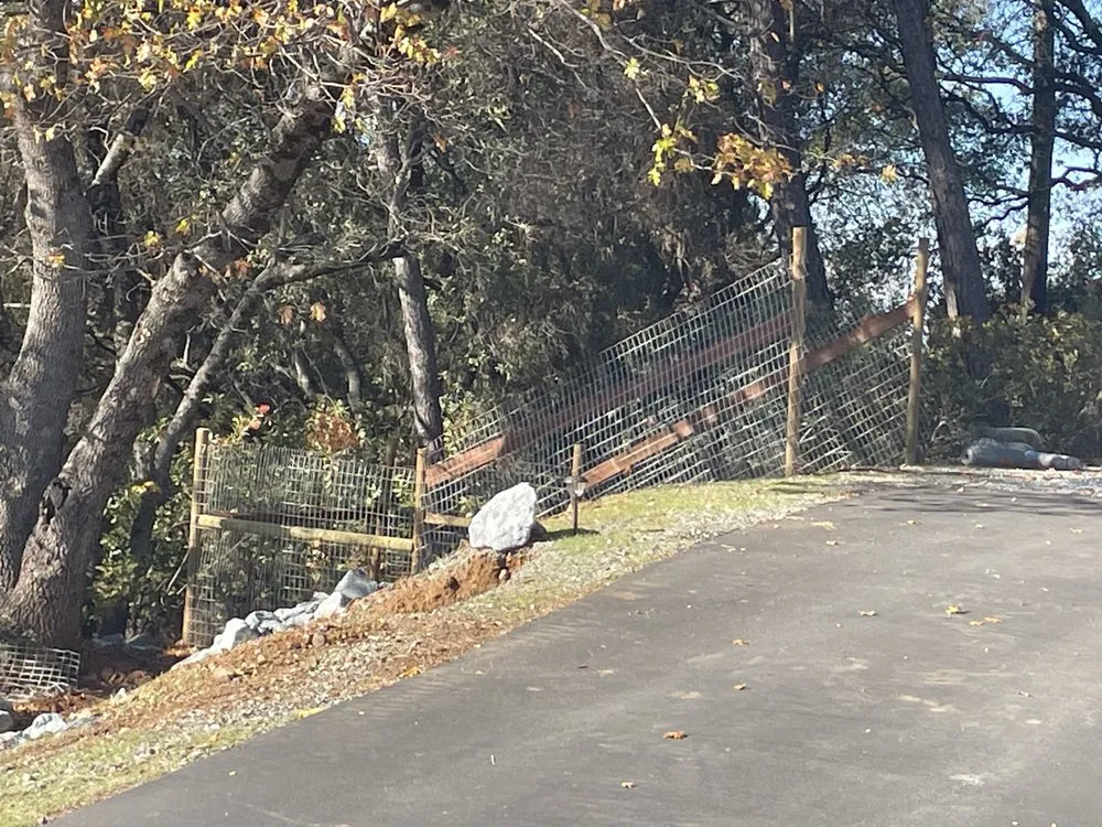 Slide of R and G Construction and  Engineering