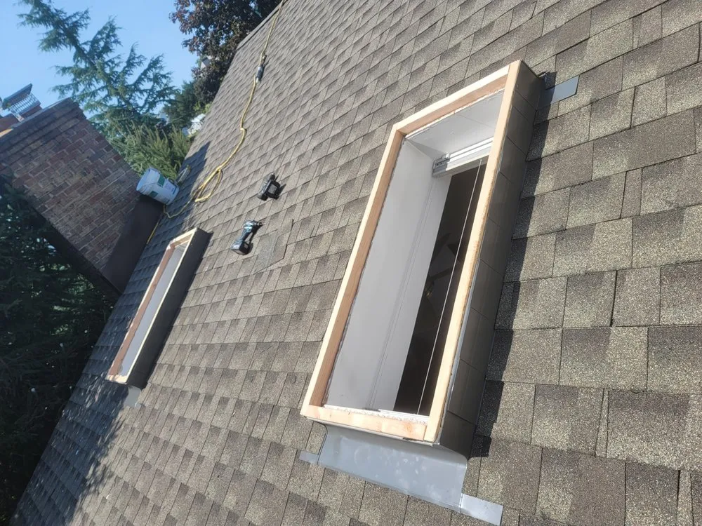 Slide of R and G Roofing and Carpentry