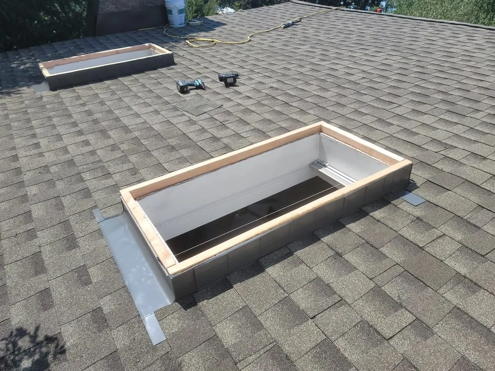 Slide of R and G Roofing and Carpentry