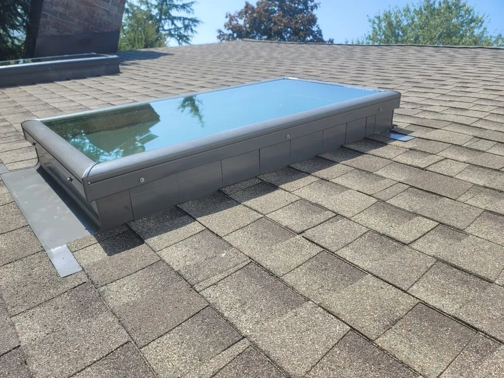 Slide of R and G Roofing and Carpentry