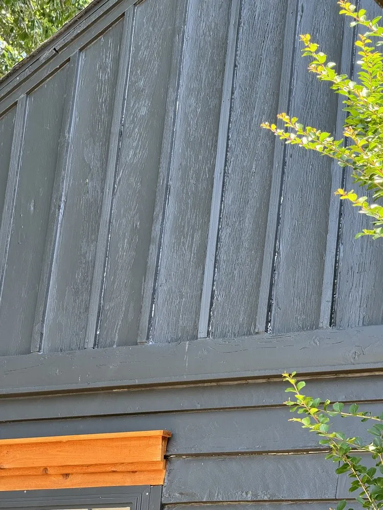 Slide of R Deleon Roofing