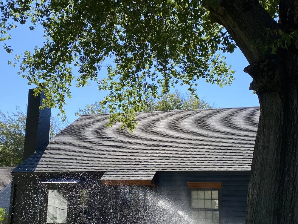 Slide of R Deleon Roofing