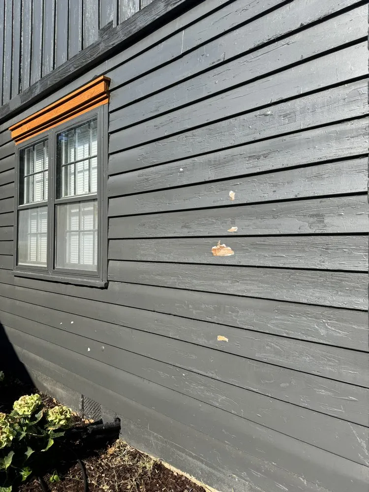 Slide of R Deleon Roofing