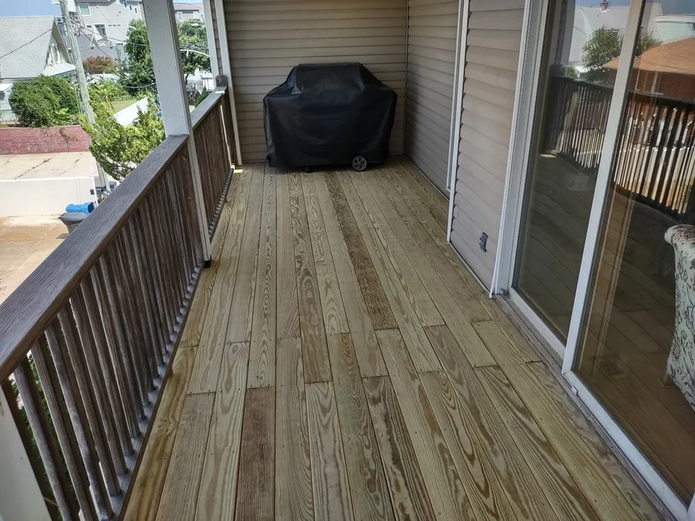 Slide of R Dillon Roofing