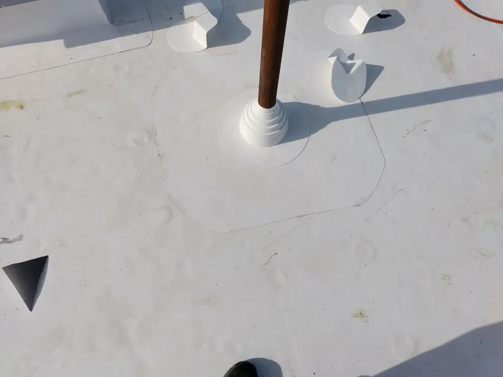 Slide of R Dillon Roofing