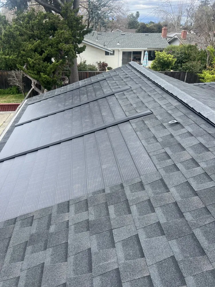 Slide of R E Roofing & Construction