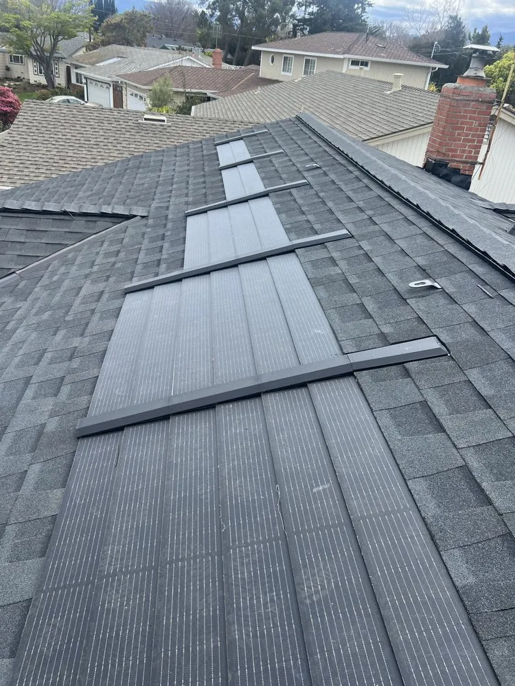 Slide of R E Roofing & Construction