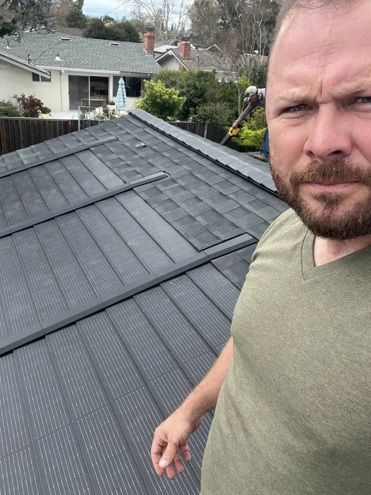 Slide of R E Roofing & Construction