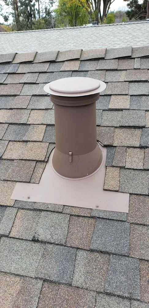 Slide of R E Roofing & Construction