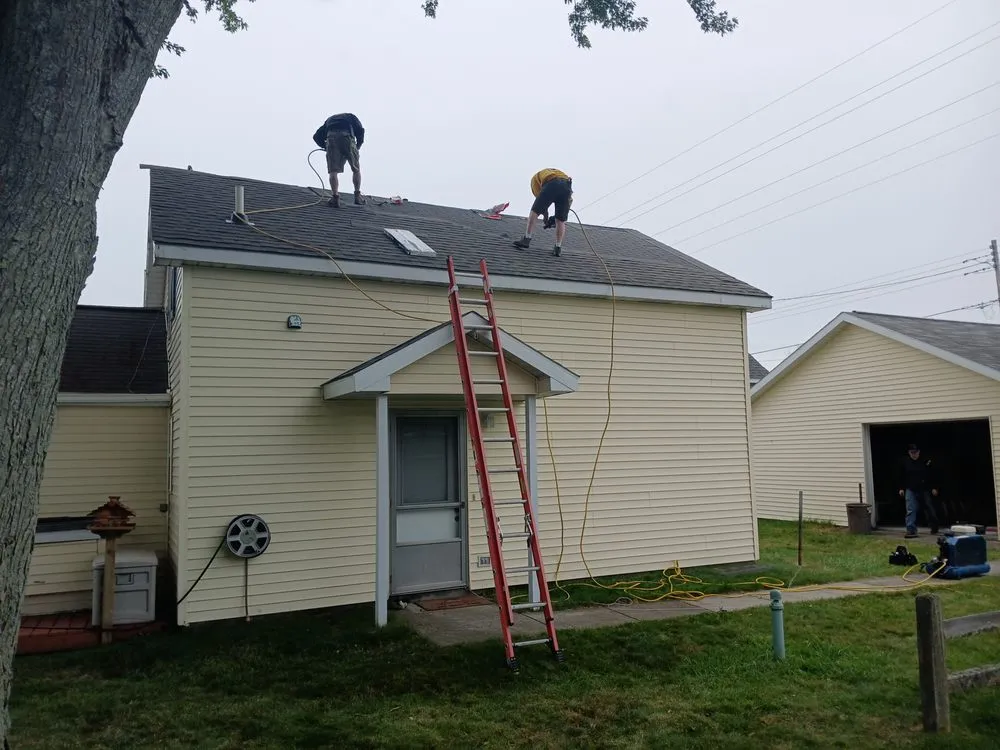 Top-rated roof leak repair experts serving Roscommon, MI - R-Factor of the North