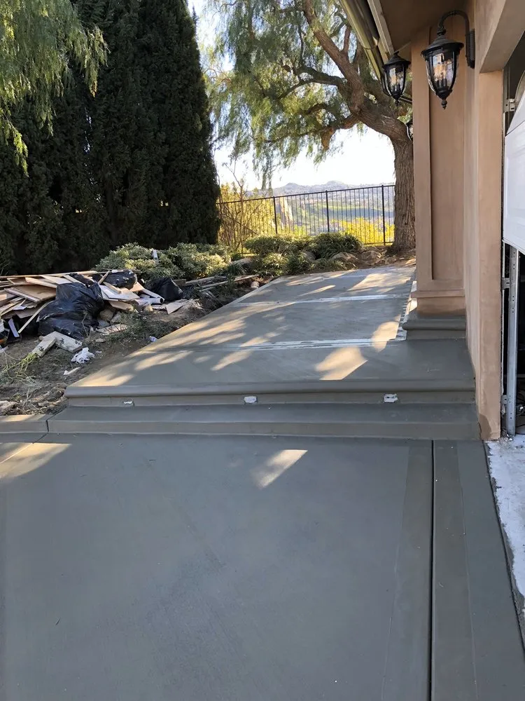 Slide of R G E Construction