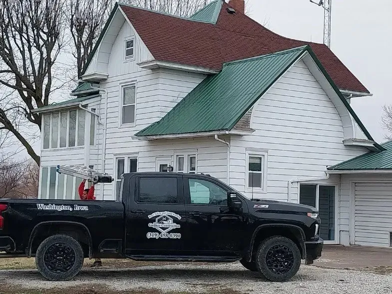 Slide of R Godinez Roofing & Construction