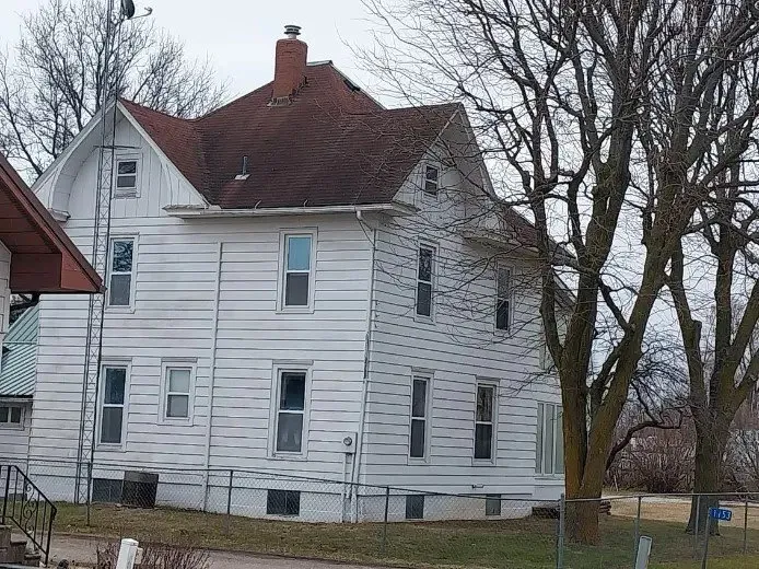 Slide of R Godinez Roofing & Construction