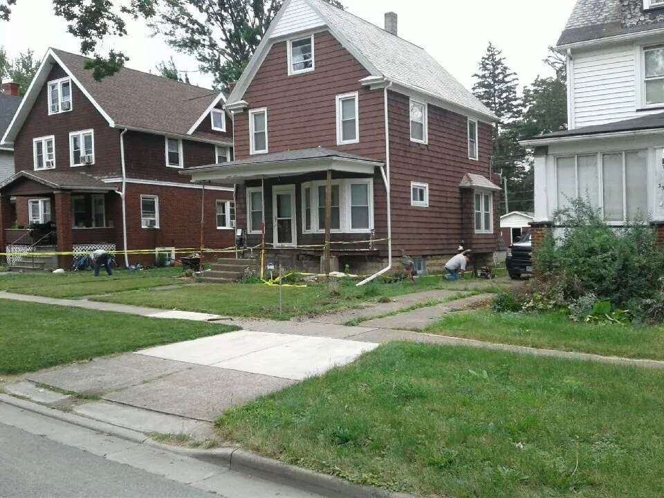 Slide of R Hammond Construction