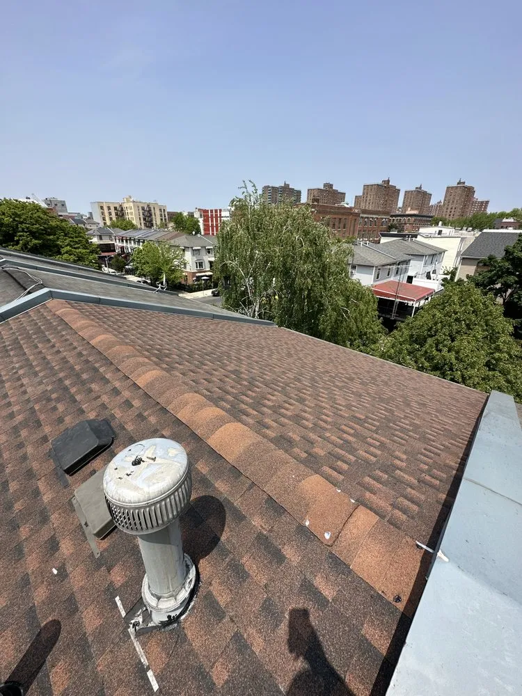 Slide of R Luis Construction