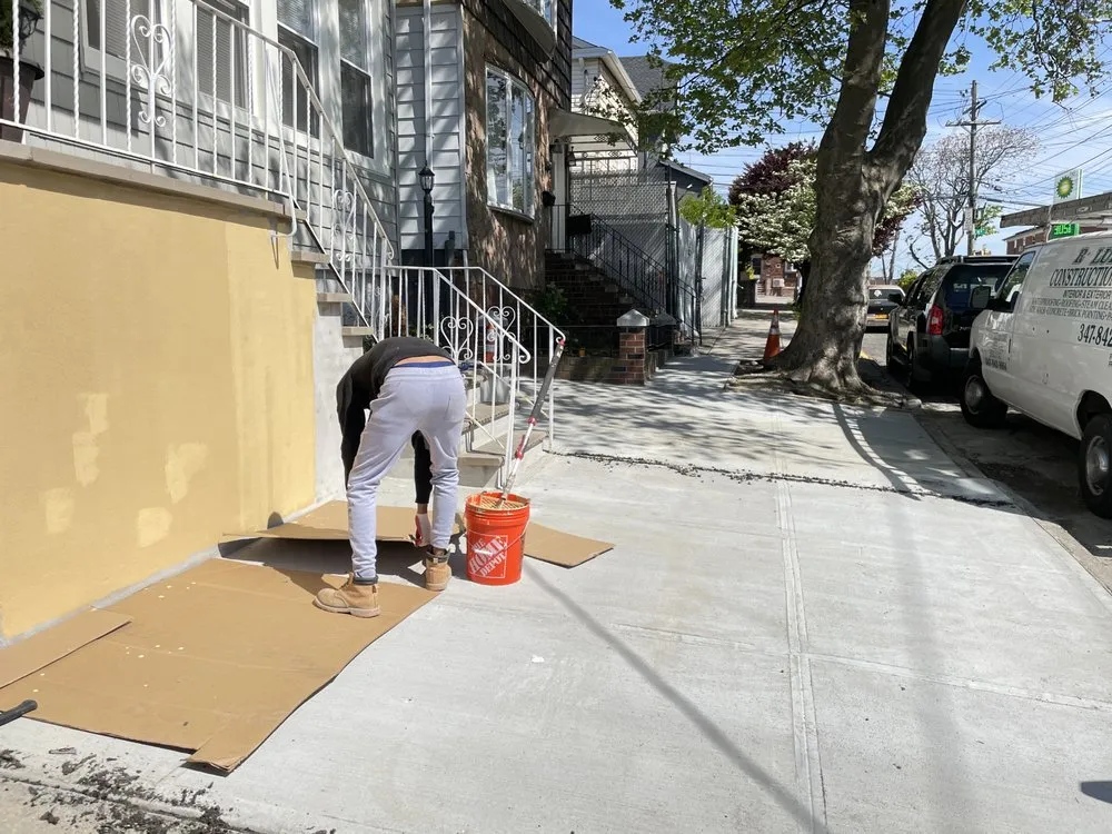 Slide of R Luis Construction