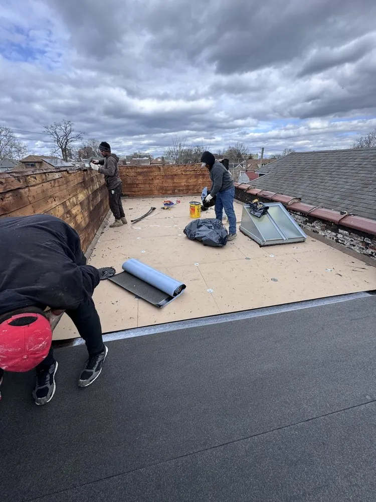 Slide of R Luis Construction