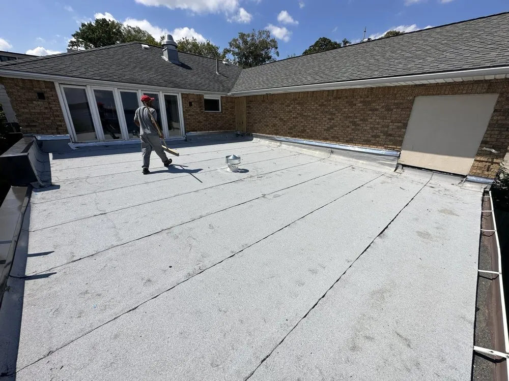 Slide of R Luis Construction