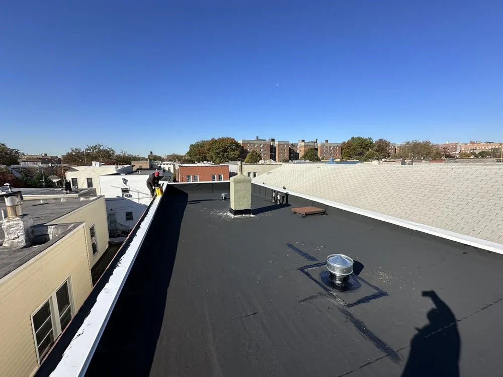 Slide of R Luis Construction