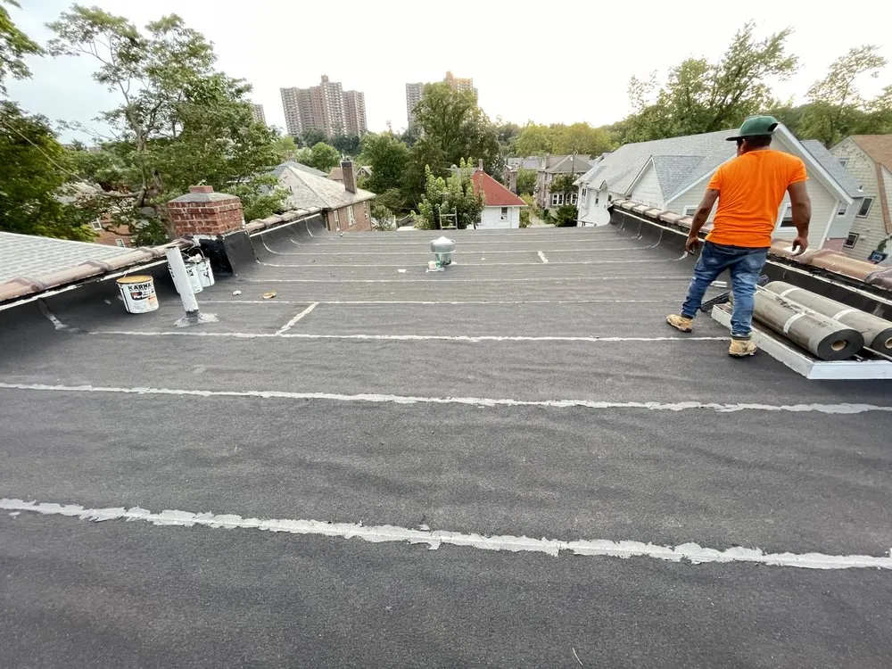 Slide of R Luis Construction