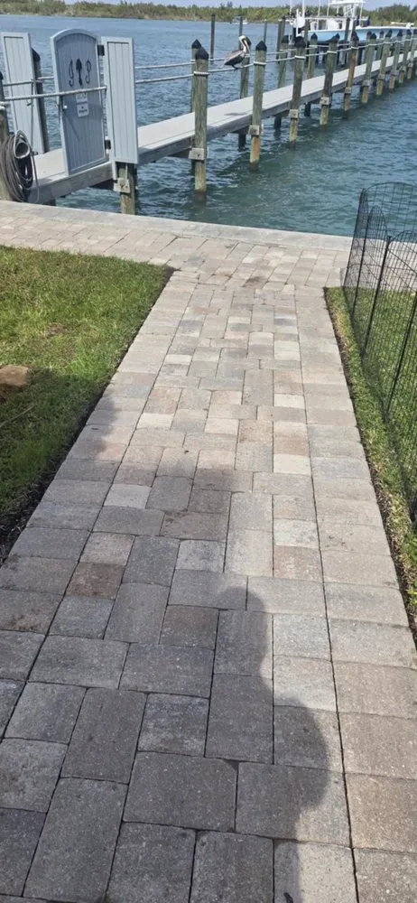 Top-rated shingle roofing service in Port St. Lucie, FL by R N R Pressure Cleaning and Roof Washing
