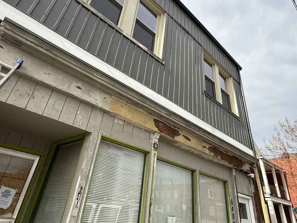 Slide of R N Roofing