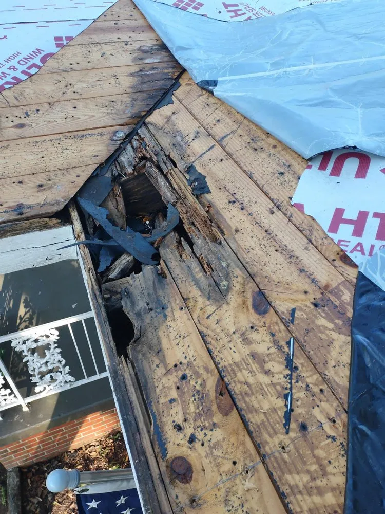 Slide of R Outlaw Roofing