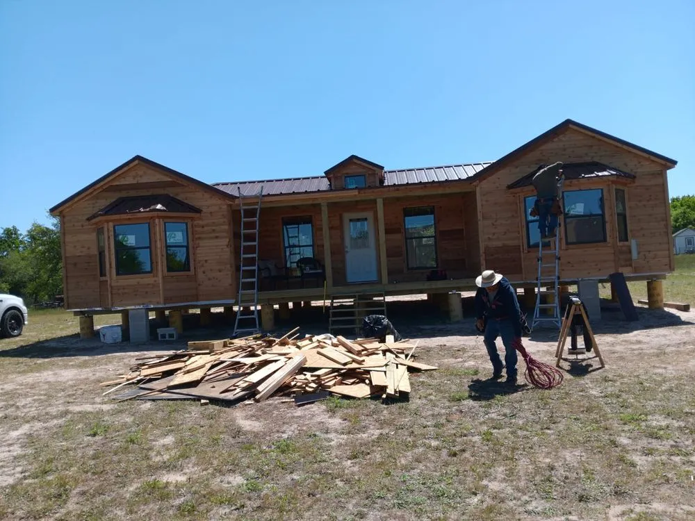 Slide of R Rodriguez Roofing