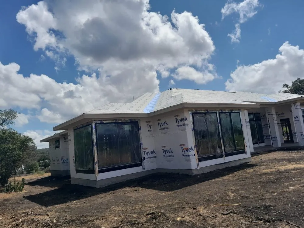 Slide of R Rodriguez Roofing