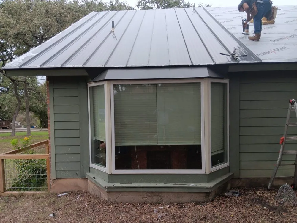 Slide of R Rodriguez Roofing