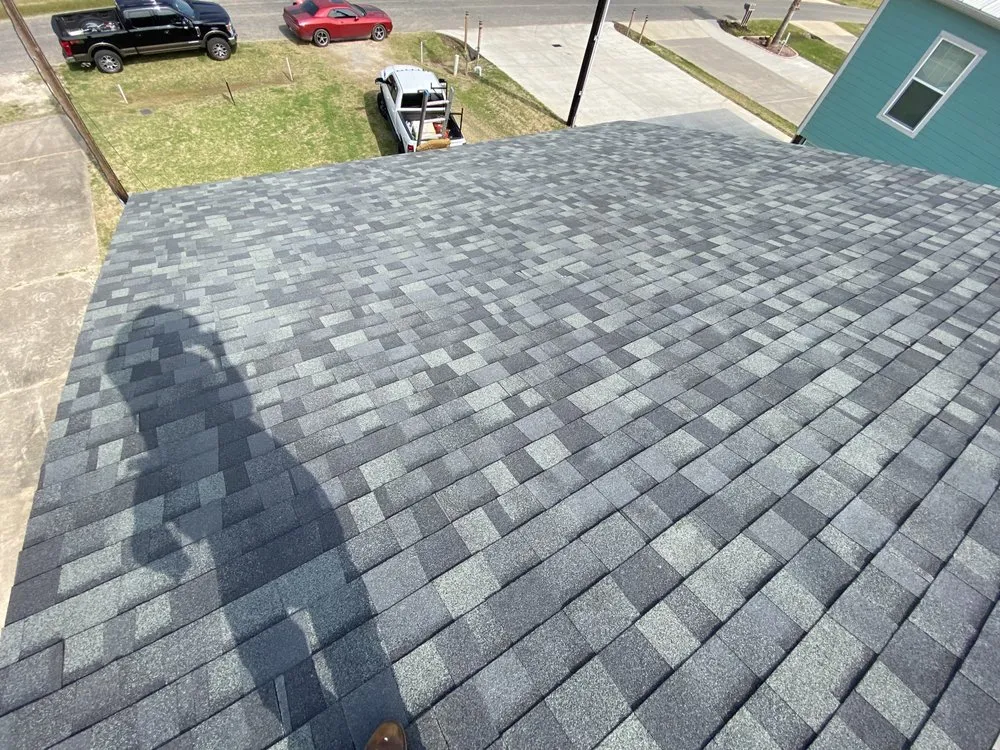 Slide of R Roofing & Exterior