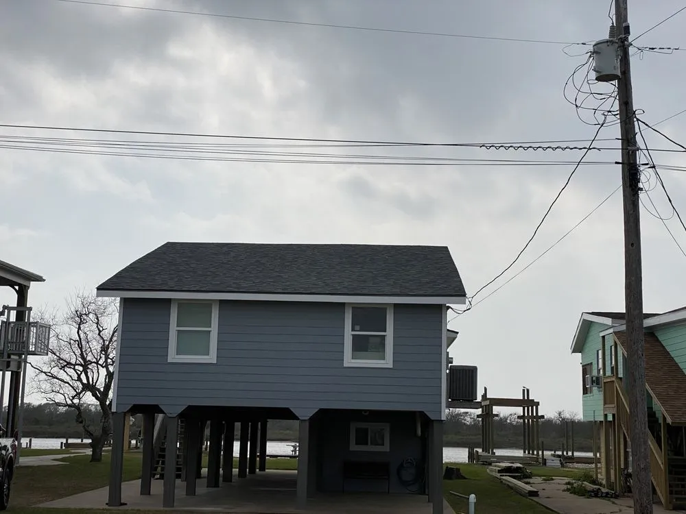 Slide of R Roofing & Exterior