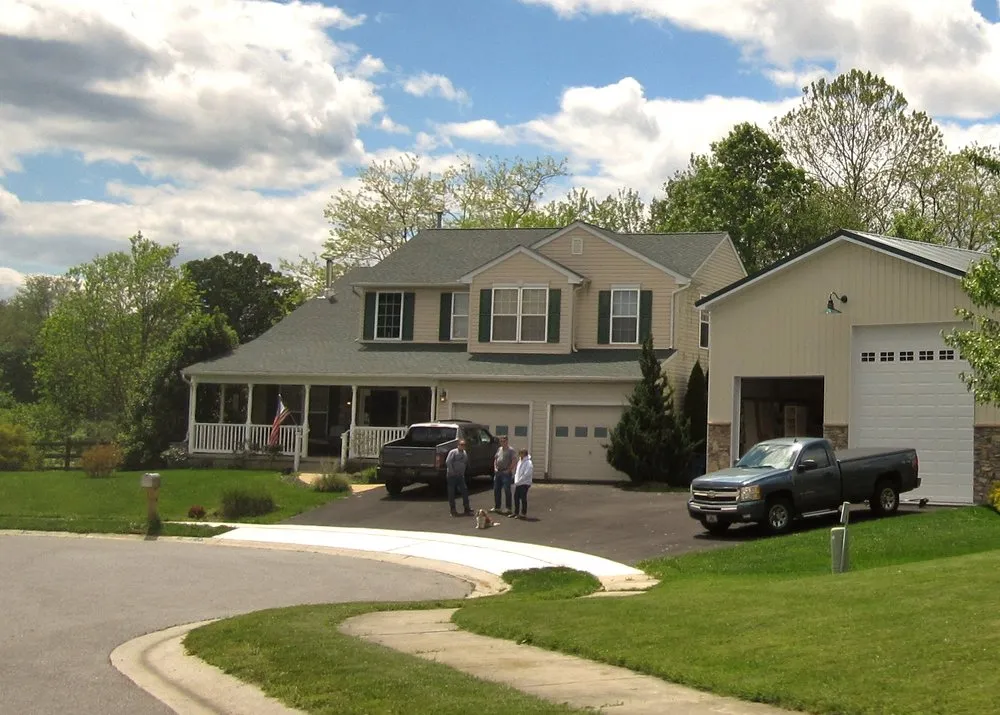 Slide of R. Short Roofing