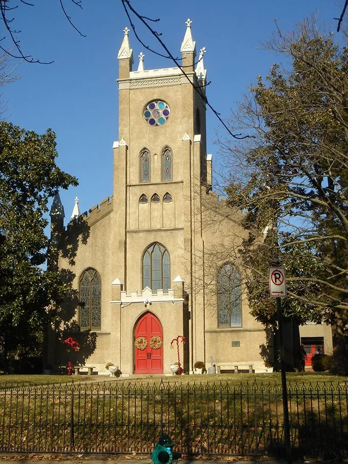 Slide of R. Thomas Daniel Roofing