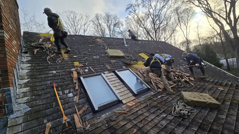 Slide of R2 Restoration Services