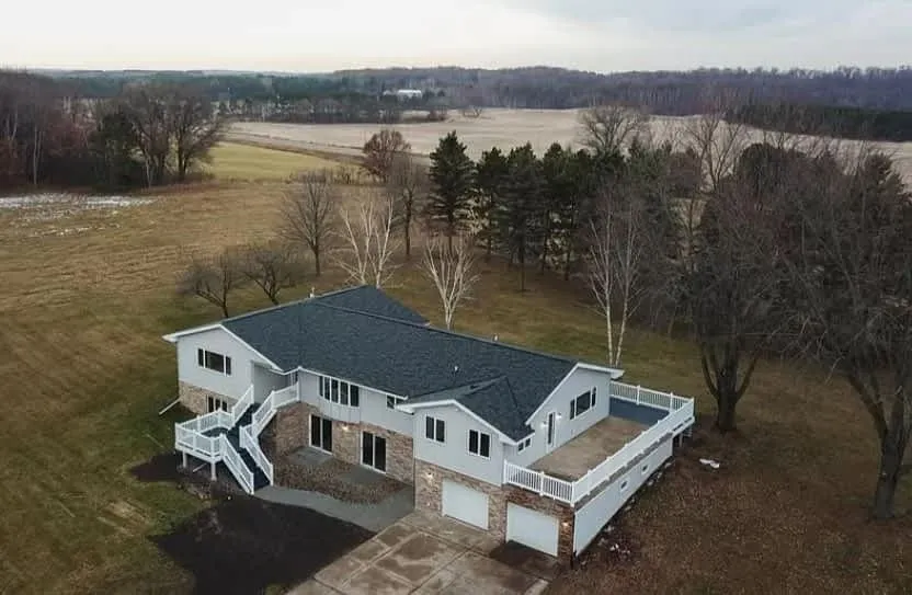 Slide of R3 Exteriors