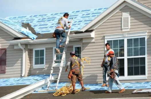 Slide of R3D Roofing