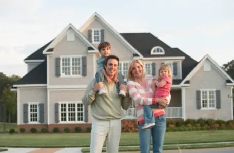 Slide of R3D Roofing