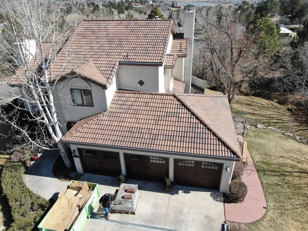 Slide of R4 Roofing & Exteriors